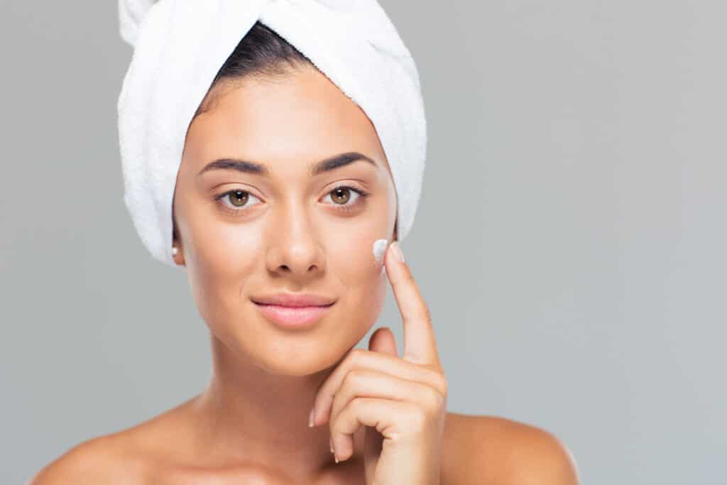 safe skincare for breastfeeding mom ph